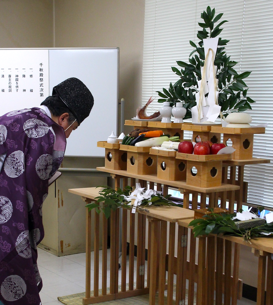 コロナ禍の千秋殿祭